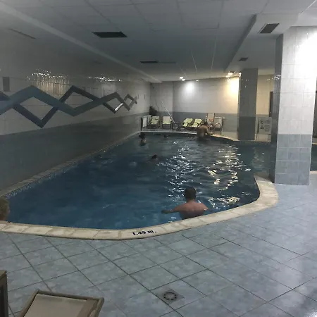 Flora 619 * Боровец