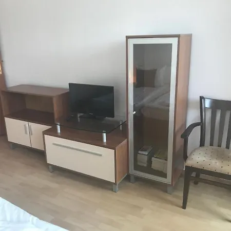 Flora 619 Апартаменты Боровец